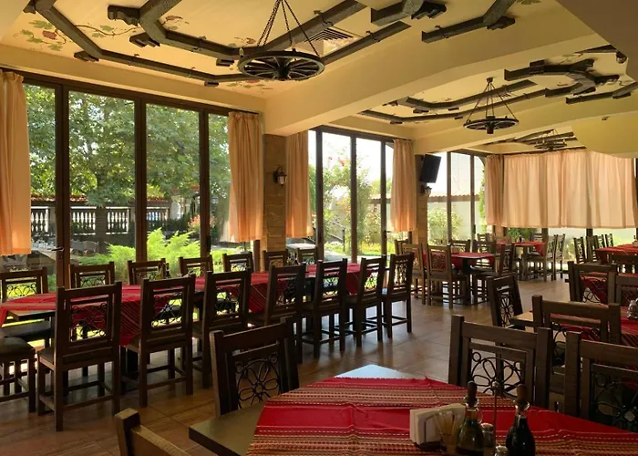 Rodopska House Хотел Асеновград